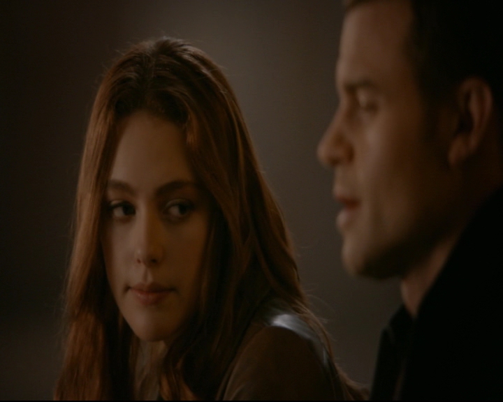 vampirediariesworld-dot-nl_TheOriginals5x12TheTaleOfTwoWolves01716.jpg