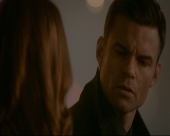 vampirediariesworld-dot-nl_TheOriginals5x12TheTaleOfTwoWolves01758.jpg