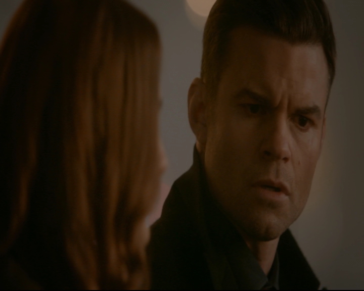 vampirediariesworld-dot-nl_TheOriginals5x12TheTaleOfTwoWolves01760.jpg