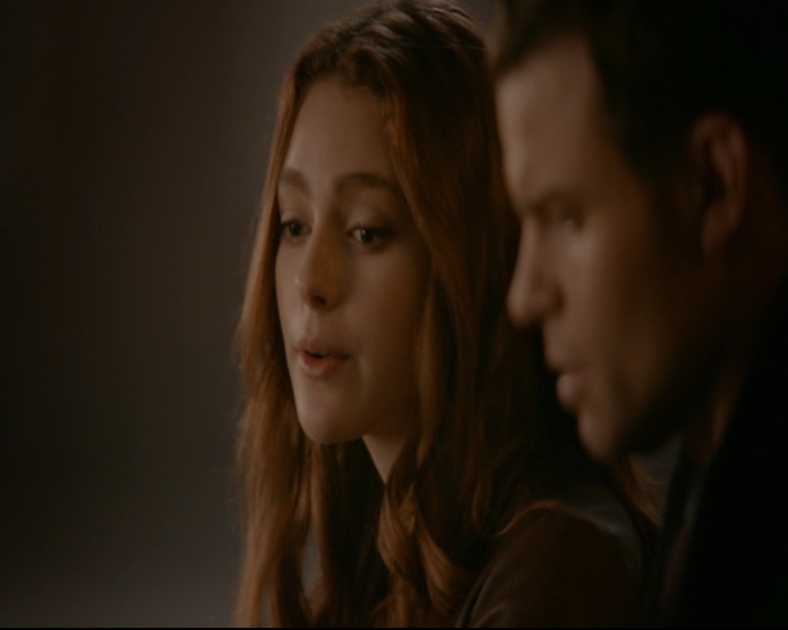 vampirediariesworld-dot-nl_TheOriginals5x12TheTaleOfTwoWolves01773.jpg