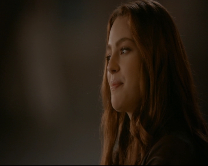 vampirediariesworld-dot-nl_TheOriginals5x12TheTaleOfTwoWolves01809.jpg