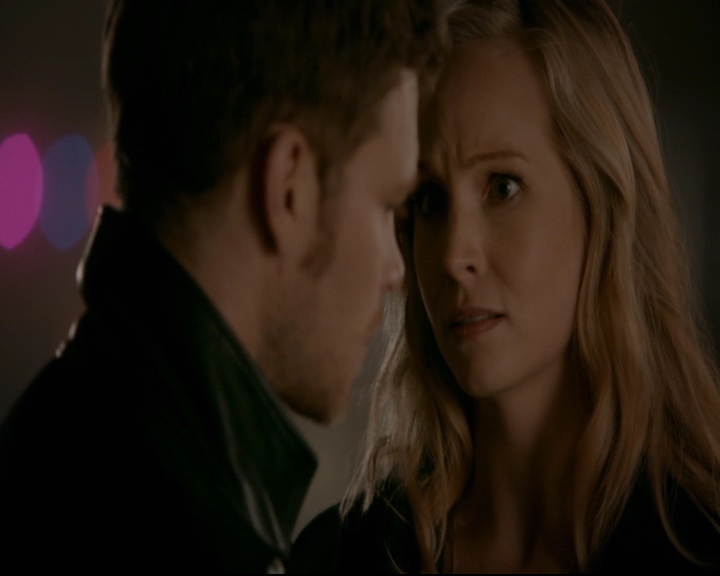 vampirediariesworld-dot-nl_TheOriginals5x12TheTaleOfTwoWolves01940.jpg