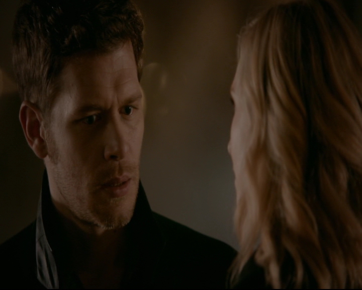 vampirediariesworld-dot-nl_TheOriginals5x12TheTaleOfTwoWolves01941.jpg