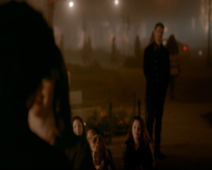 vampirediariesworld-dot-nl_TheOriginals5x12TheTaleOfTwoWolves02018.jpg