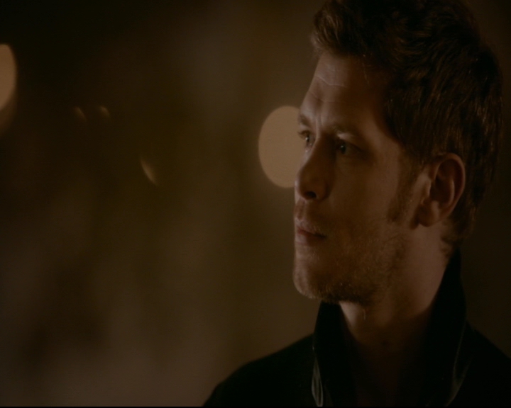 vampirediariesworld-dot-nl_TheOriginals5x12TheTaleOfTwoWolves02023.jpg