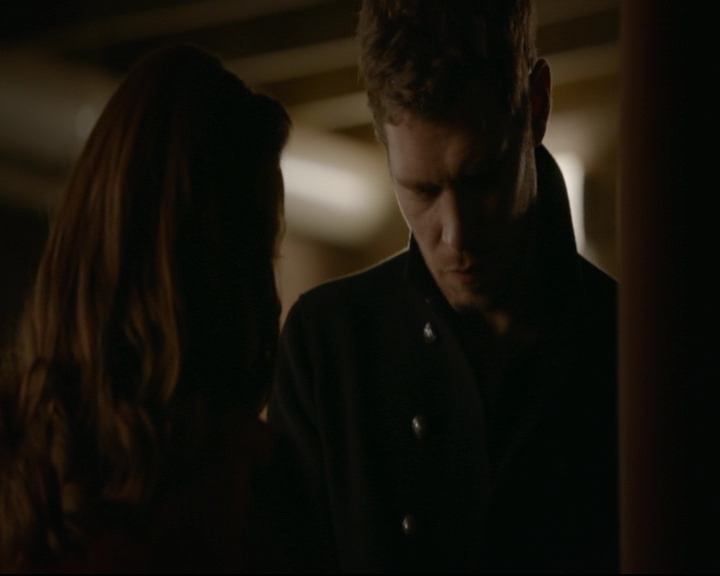 vampirediariesworld-dot-nl_TheOriginals5x12TheTaleOfTwoWolves02034.jpg