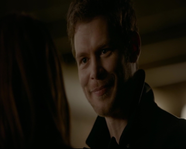 vampirediariesworld-dot-nl_TheOriginals5x12TheTaleOfTwoWolves02054.jpg