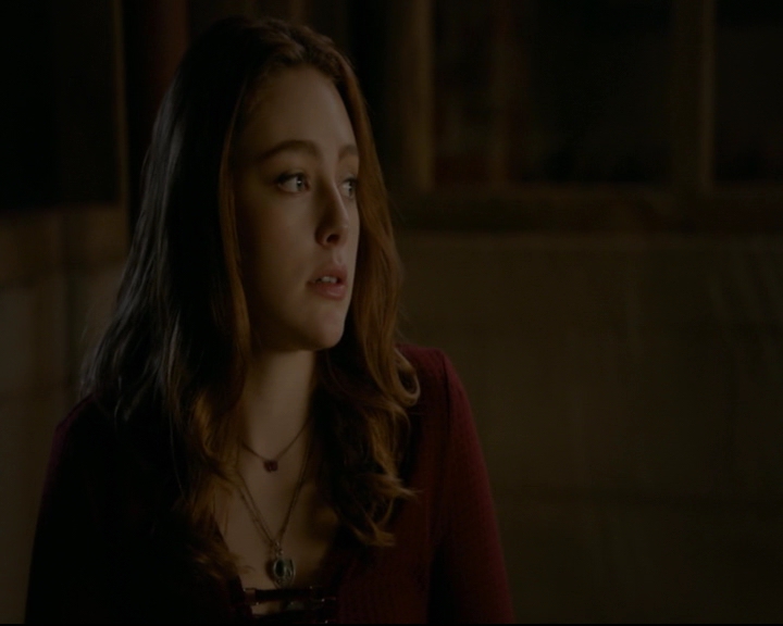 vampirediariesworld-dot-nl_TheOriginals5x12TheTaleOfTwoWolves02068.jpg