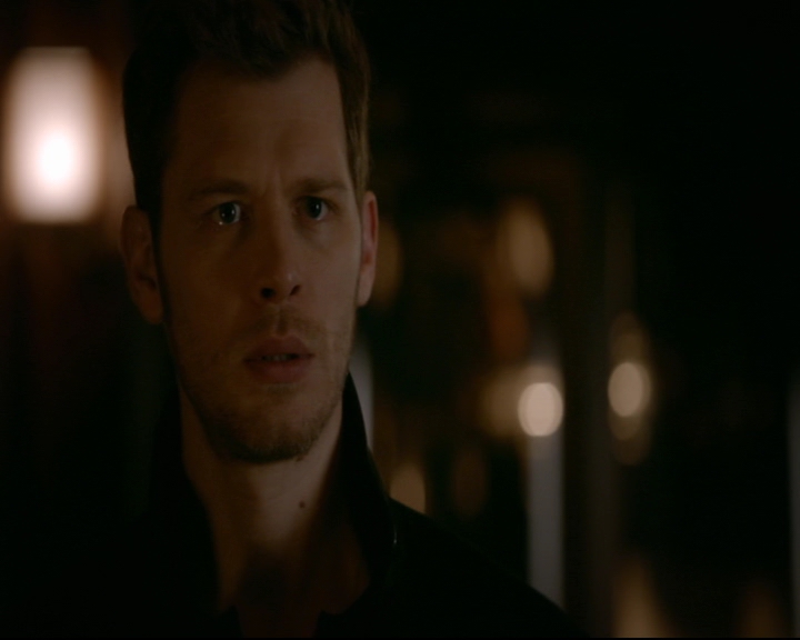 vampirediariesworld-dot-nl_TheOriginals5x12TheTaleOfTwoWolves02078.jpg