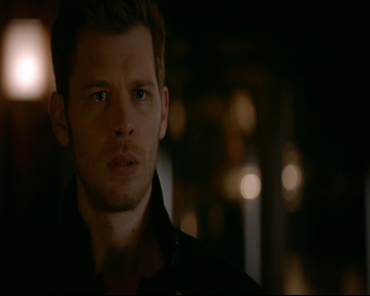 vampirediariesworld-dot-nl_TheOriginals5x12TheTaleOfTwoWolves02079.jpg