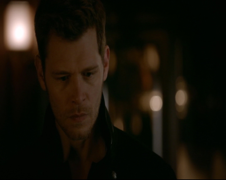 vampirediariesworld-dot-nl_TheOriginals5x12TheTaleOfTwoWolves02081.jpg