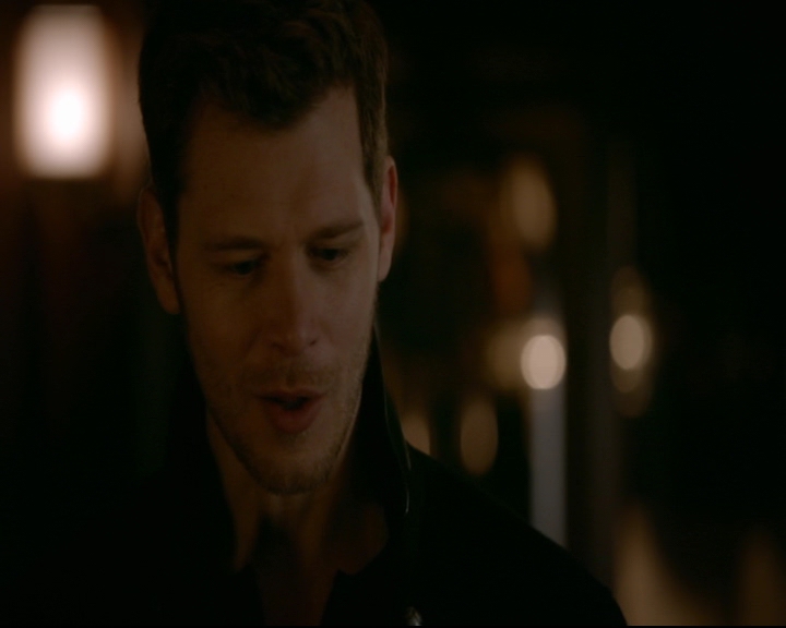 vampirediariesworld-dot-nl_TheOriginals5x12TheTaleOfTwoWolves02082.jpg