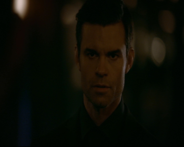 vampirediariesworld-dot-nl_TheOriginals5x12TheTaleOfTwoWolves02087.jpg