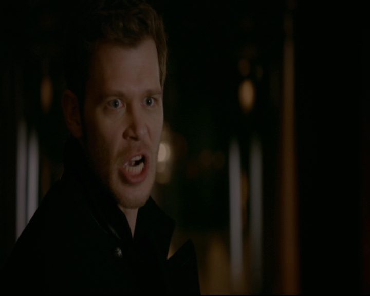 vampirediariesworld-dot-nl_TheOriginals5x12TheTaleOfTwoWolves02101.jpg