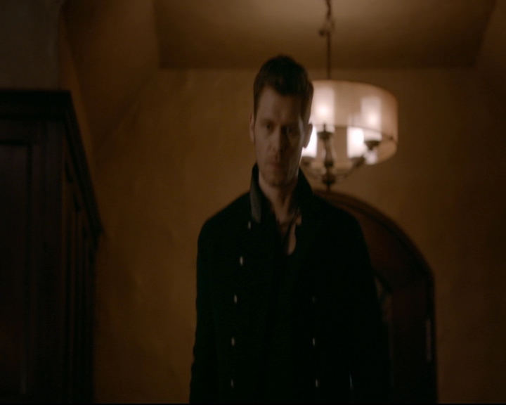 vampirediariesworld-dot-nl_TheOriginals5x12TheTaleOfTwoWolves02116.jpg