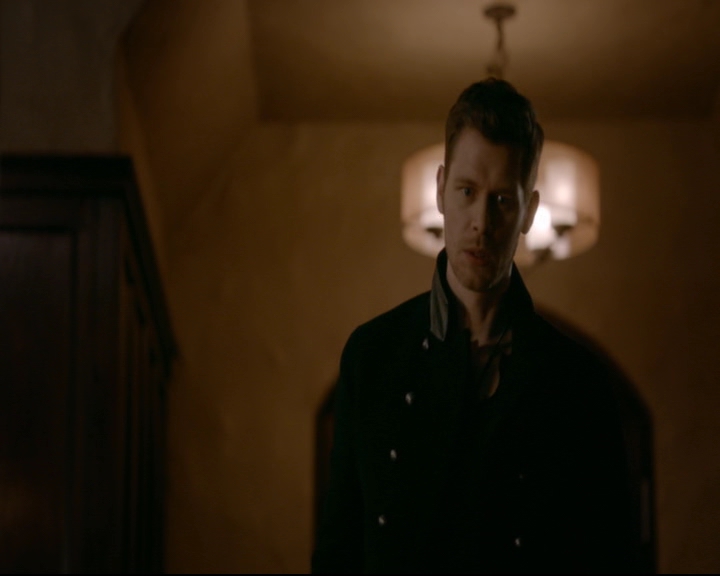 vampirediariesworld-dot-nl_TheOriginals5x12TheTaleOfTwoWolves02117.jpg