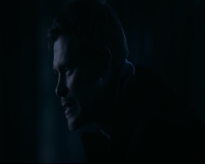 vampirediariesworld-dot-nl_TheOriginals5x12TheTaleOfTwoWolves02192.jpg