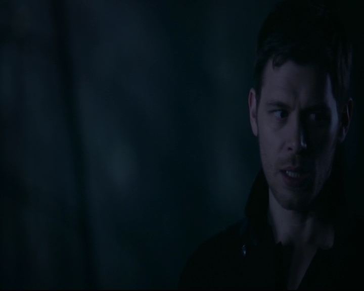 vampirediariesworld-dot-nl_TheOriginals5x12TheTaleOfTwoWolves02256.jpg