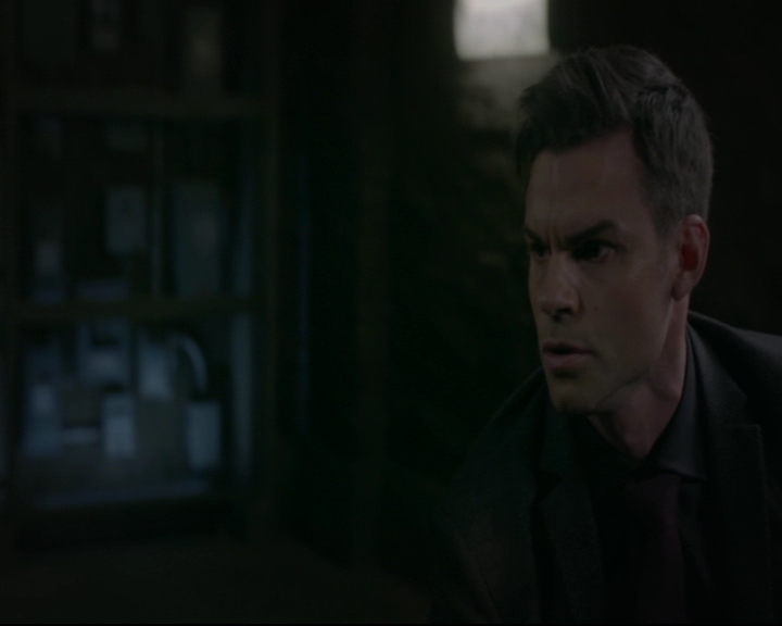 vampirediariesworld-dot-nl_TheOriginals5x12TheTaleOfTwoWolves02267.jpg