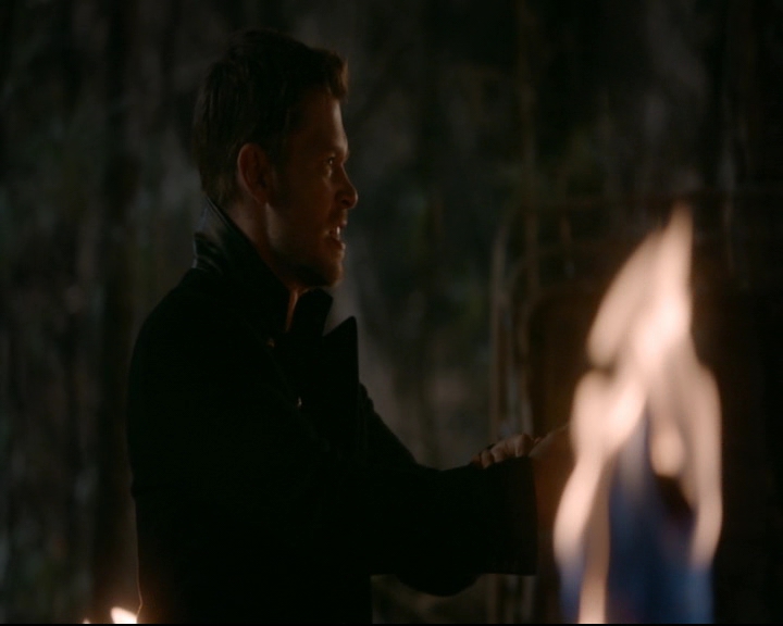 vampirediariesworld-dot-nl_TheOriginals5x13WhenTheSaintsGoMarchingIn00055.jpg