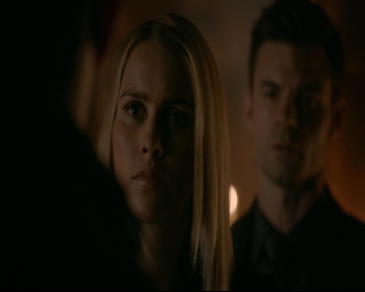 vampirediariesworld-dot-nl_TheOriginals5x13WhenTheSaintsGoMarchingIn00110.jpg