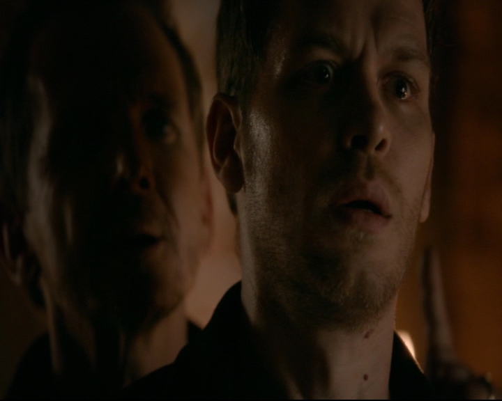 vampirediariesworld-dot-nl_TheOriginals5x13WhenTheSaintsGoMarchingIn00266.jpg