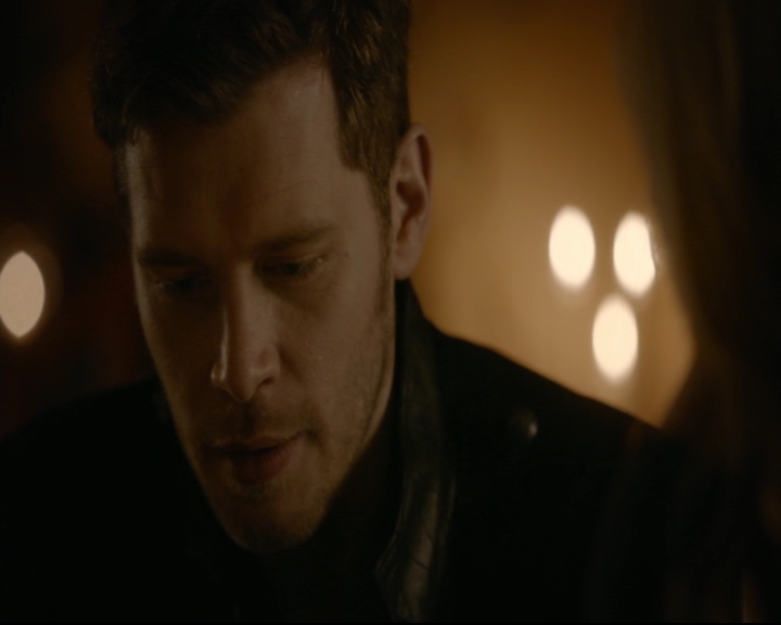 vampirediariesworld-dot-nl_TheOriginals5x13WhenTheSaintsGoMarchingIn01016.jpg