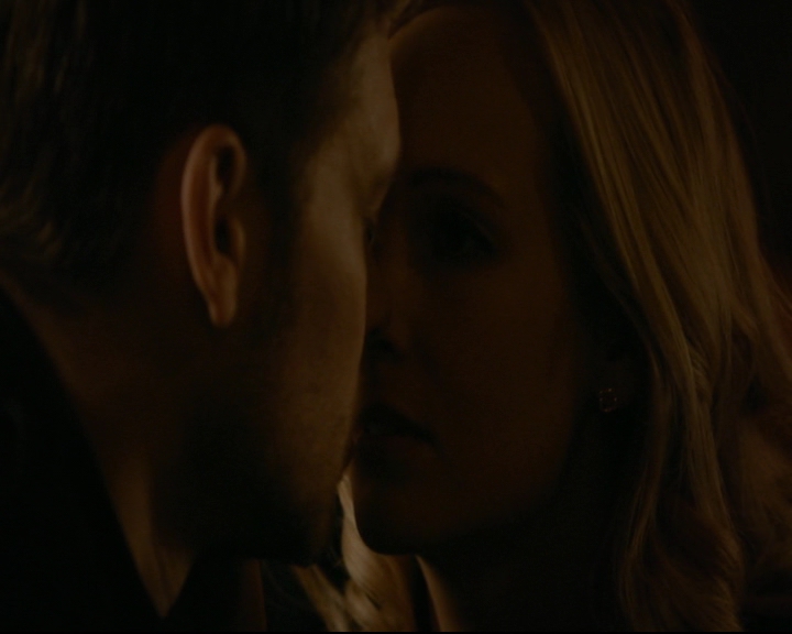 vampirediariesworld-dot-nl_TheOriginals5x13WhenTheSaintsGoMarchingIn01116.jpg