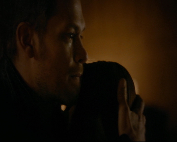 vampirediariesworld-dot-nl_TheOriginals5x13WhenTheSaintsGoMarchingIn01302.jpg