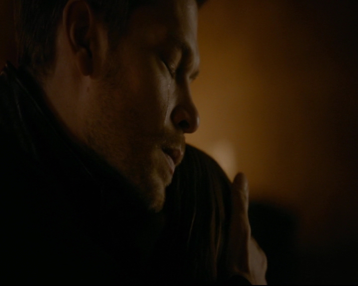 vampirediariesworld-dot-nl_TheOriginals5x13WhenTheSaintsGoMarchingIn01305.jpg