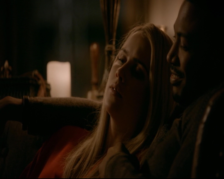 vampirediariesworld-dot-nl_TheOriginals5x13WhenTheSaintsGoMarchingIn01316.jpg