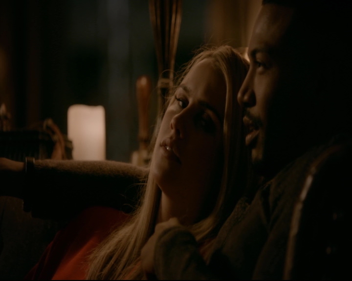 vampirediariesworld-dot-nl_TheOriginals5x13WhenTheSaintsGoMarchingIn01319.jpg