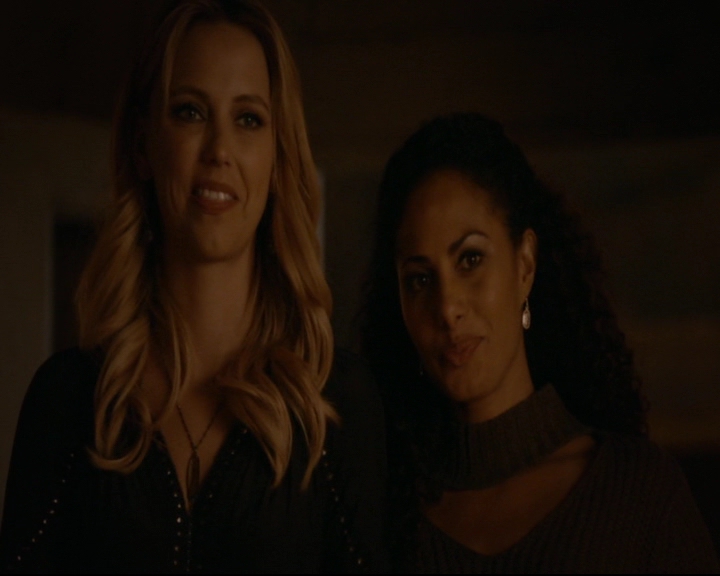 vampirediariesworld-dot-nl_TheOriginals5x13WhenTheSaintsGoMarchingIn01344.jpg