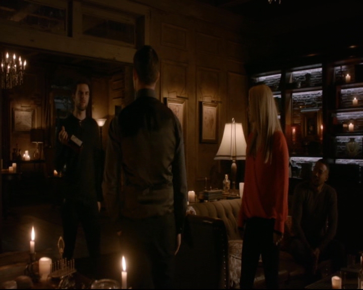 vampirediariesworld-dot-nl_TheOriginals5x13WhenTheSaintsGoMarchingIn01387.jpg