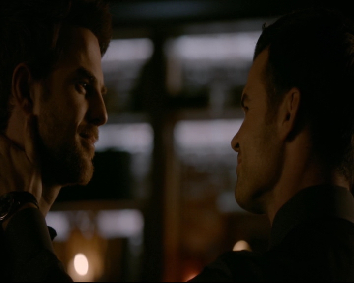 vampirediariesworld-dot-nl_TheOriginals5x13WhenTheSaintsGoMarchingIn01393.jpg