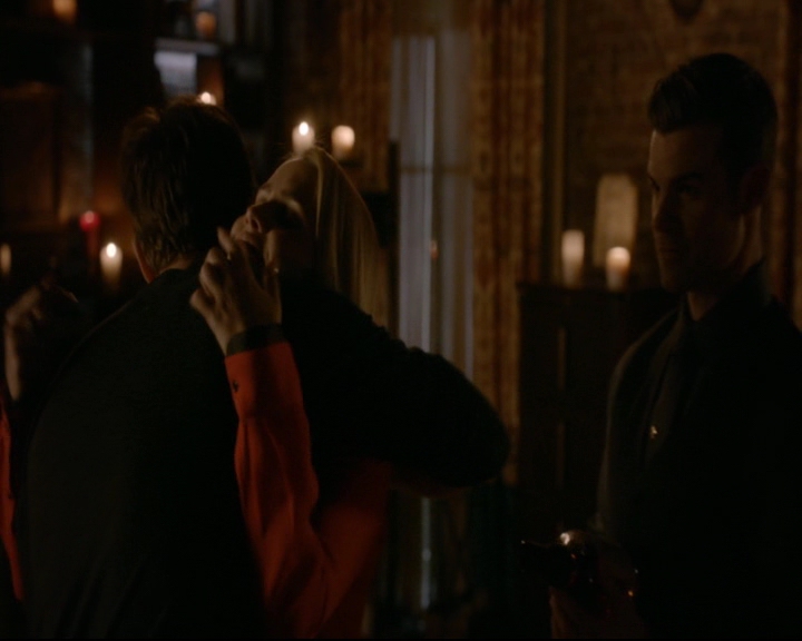 vampirediariesworld-dot-nl_TheOriginals5x13WhenTheSaintsGoMarchingIn01396.jpg