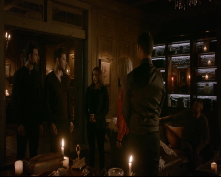 vampirediariesworld-dot-nl_TheOriginals5x13WhenTheSaintsGoMarchingIn01430.jpg