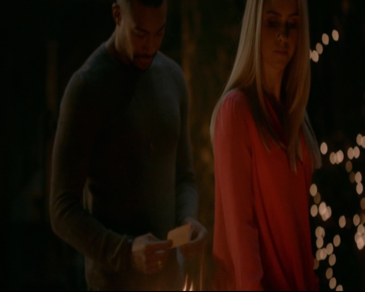 vampirediariesworld-dot-nl_TheOriginals5x13WhenTheSaintsGoMarchingIn01516.jpg