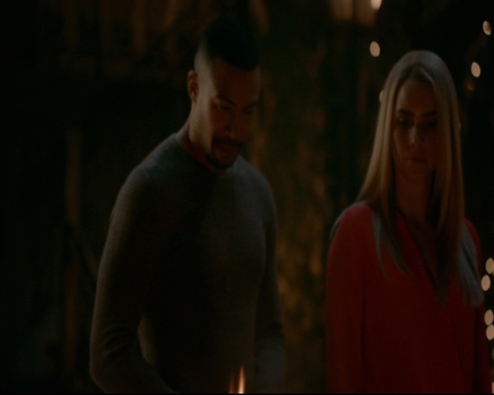 vampirediariesworld-dot-nl_TheOriginals5x13WhenTheSaintsGoMarchingIn01517.jpg