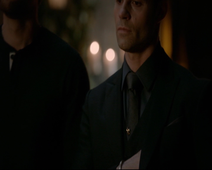 vampirediariesworld-dot-nl_TheOriginals5x13WhenTheSaintsGoMarchingIn01535.jpg