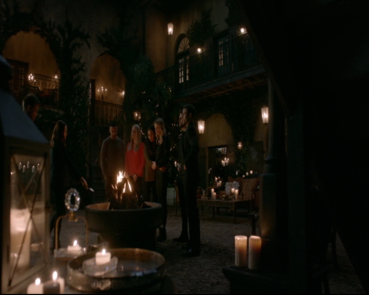 vampirediariesworld-dot-nl_TheOriginals5x13WhenTheSaintsGoMarchingIn01538.jpg