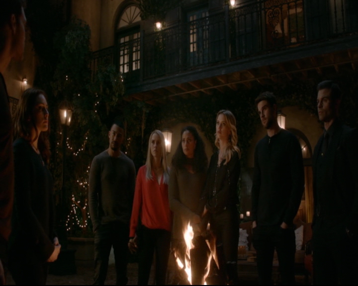 vampirediariesworld-dot-nl_TheOriginals5x13WhenTheSaintsGoMarchingIn01555.jpg