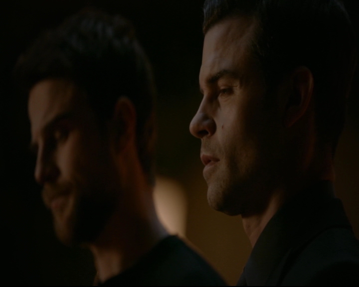 vampirediariesworld-dot-nl_TheOriginals5x13WhenTheSaintsGoMarchingIn01578.jpg