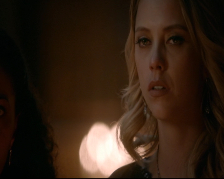 vampirediariesworld-dot-nl_TheOriginals5x13WhenTheSaintsGoMarchingIn01590.jpg