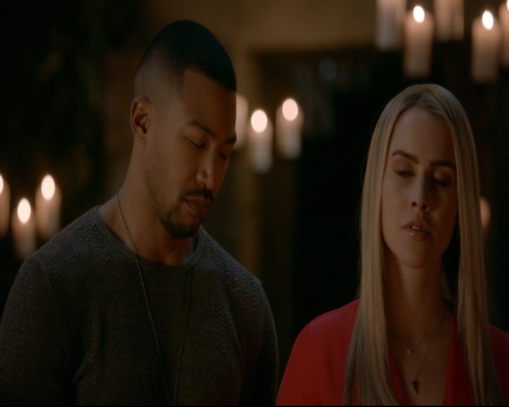 vampirediariesworld-dot-nl_TheOriginals5x13WhenTheSaintsGoMarchingIn01609.jpg