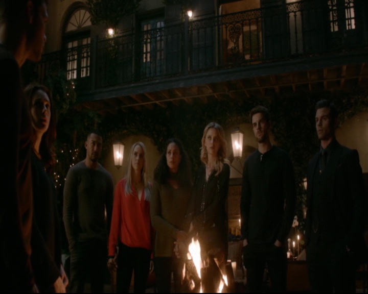 vampirediariesworld-dot-nl_TheOriginals5x13WhenTheSaintsGoMarchingIn01631.jpg