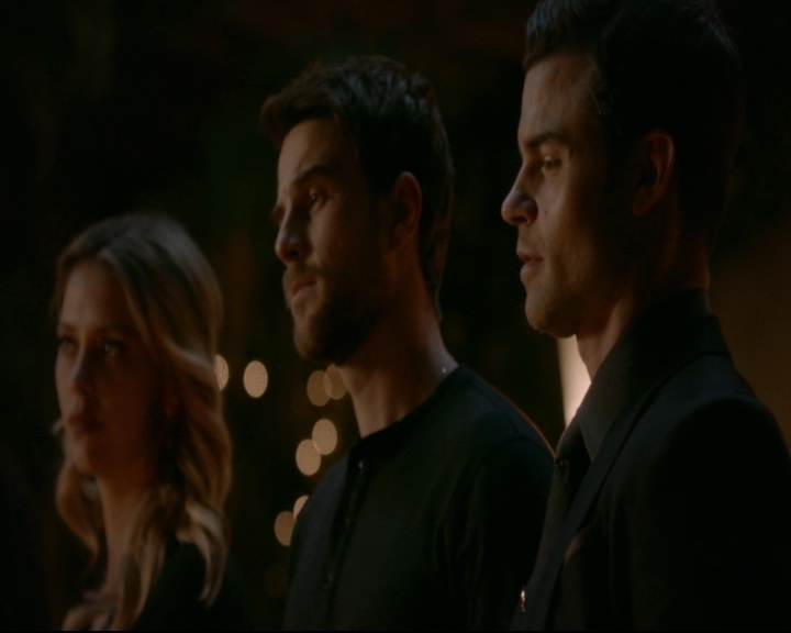 vampirediariesworld-dot-nl_TheOriginals5x13WhenTheSaintsGoMarchingIn01641.jpg