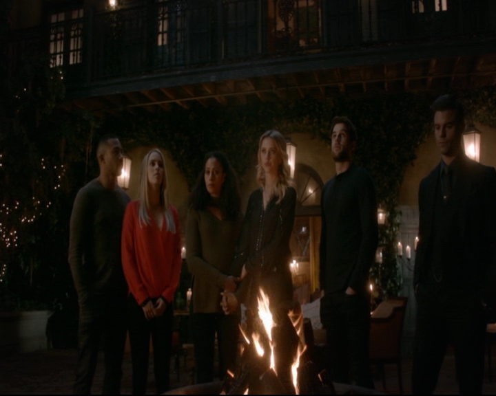 vampirediariesworld-dot-nl_TheOriginals5x13WhenTheSaintsGoMarchingIn01659.jpg