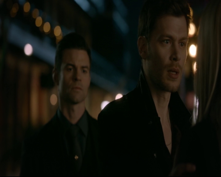 vampirediariesworld-dot-nl_TheOriginals5x13WhenTheSaintsGoMarchingIn01766.jpg