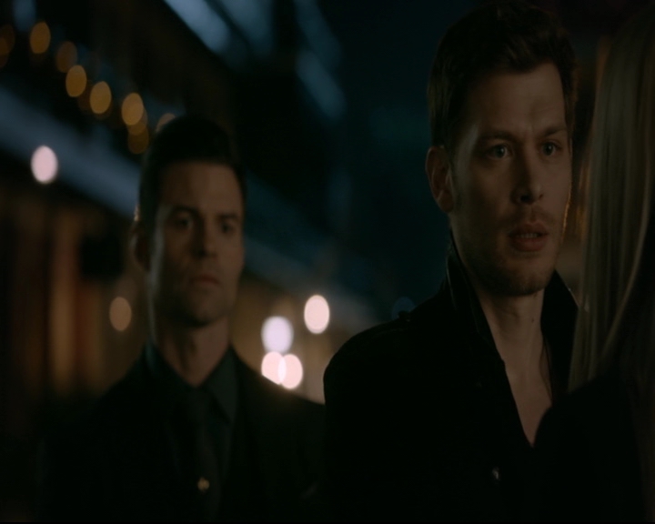 vampirediariesworld-dot-nl_TheOriginals5x13WhenTheSaintsGoMarchingIn01767.jpg